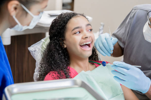 Best Weekend Emergency Dental Services in Hurstbourne, KY